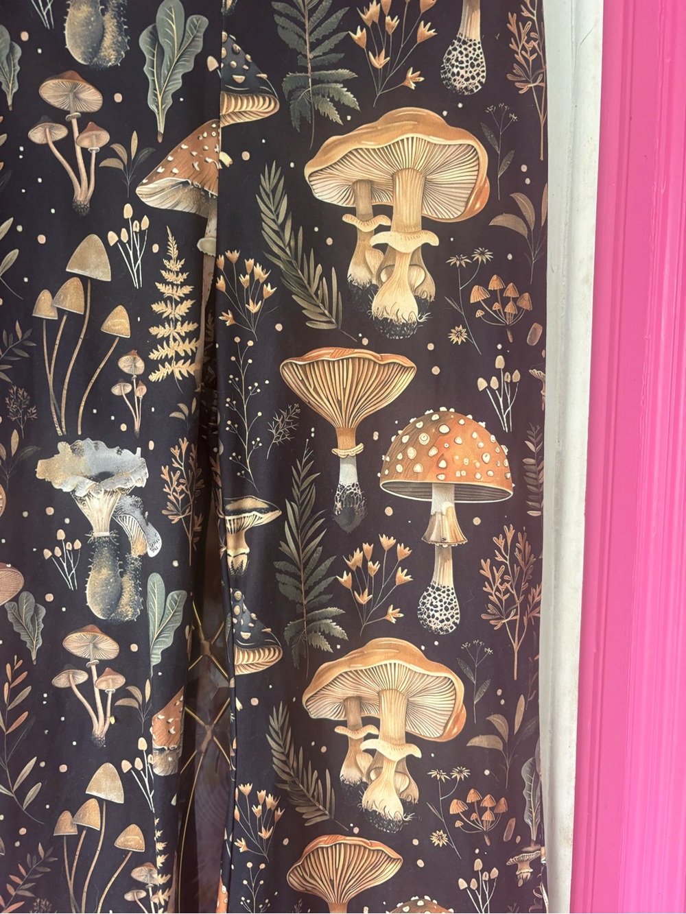 ROMWE Black Flared Pants with Brown Mushroom Print - Picture 9 of 9